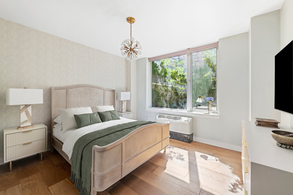 26 Broadway, Unit 204 photo 5