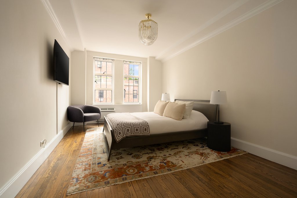 410 West 24th Street, Unit 16J photo 8