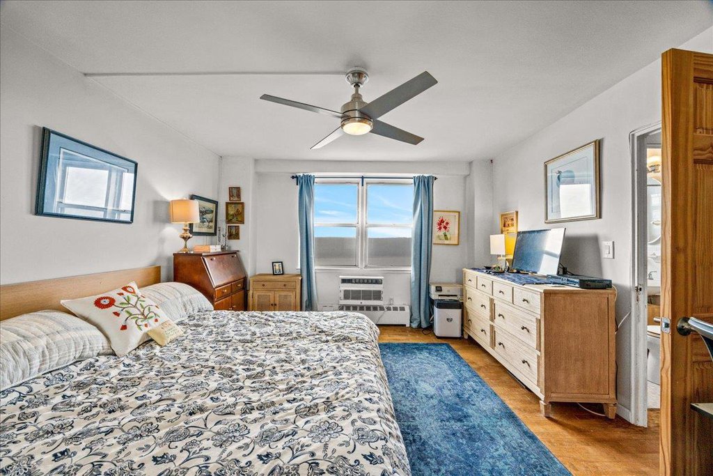 5700 Arlington Avenue, Unit 18V photo 22