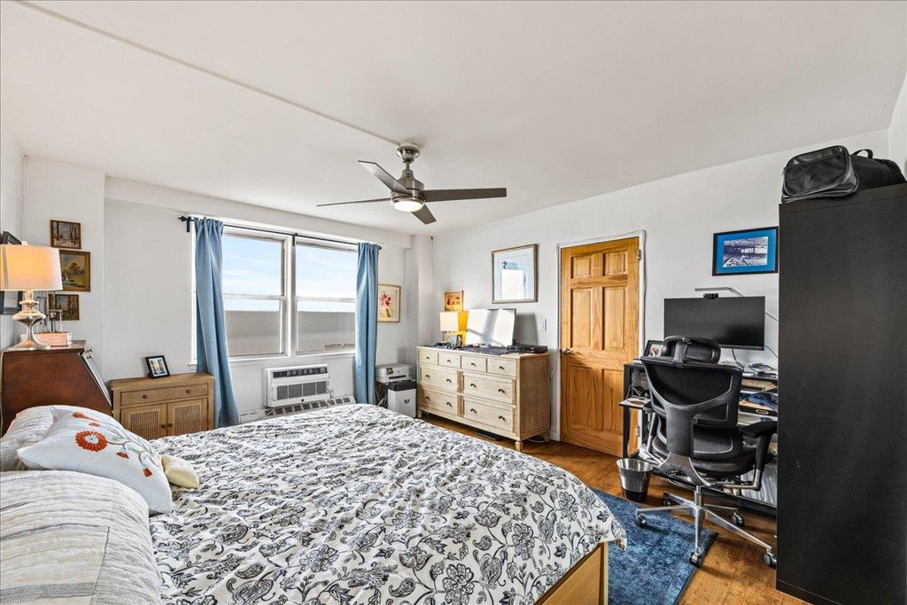5700 Arlington Avenue, Unit 18V photo 23
