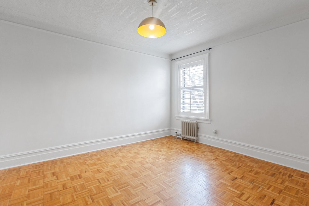 31-14 Crescent Street, Unit 7A photo 2