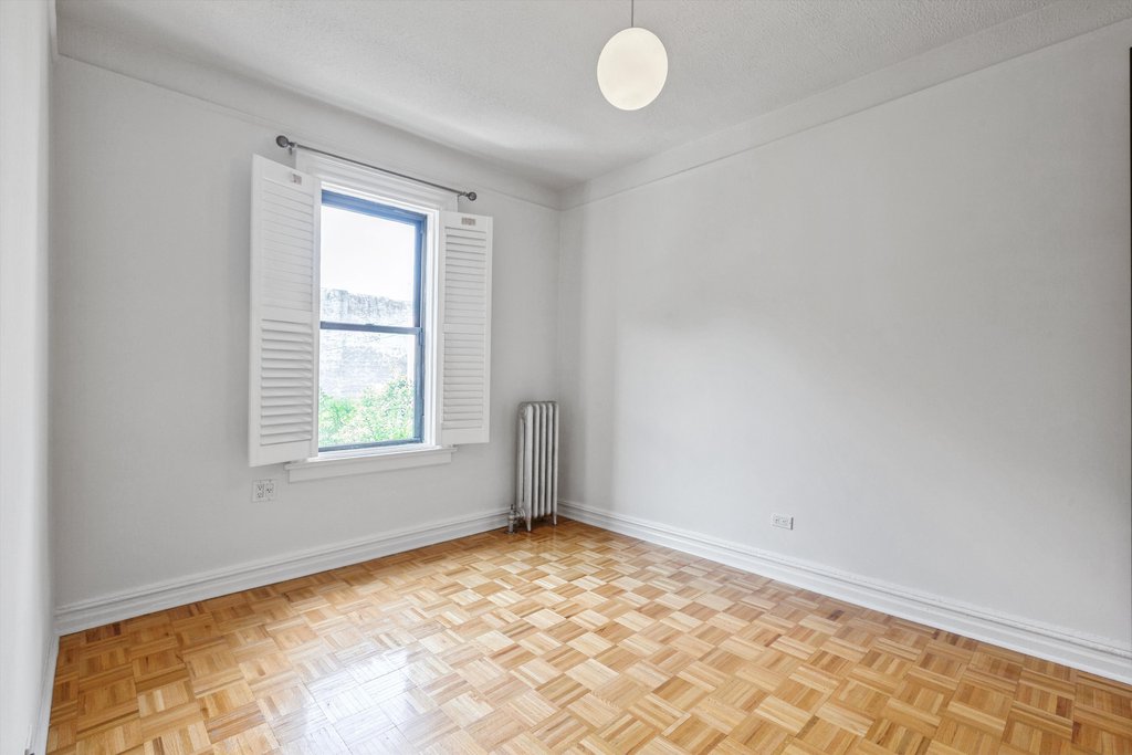 31-14 Crescent Street, Unit 7A photo 6