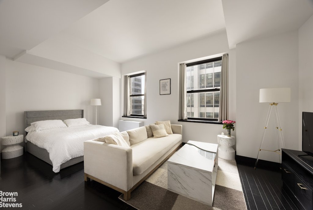 20 Pine Street, Unit 2905