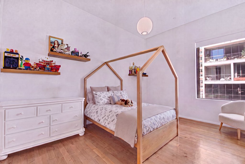 527 West 27th Street, Unit 5S photo 7