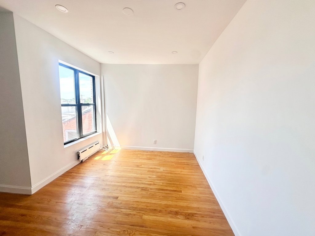 375 86th Street, Unit 18 photo 5