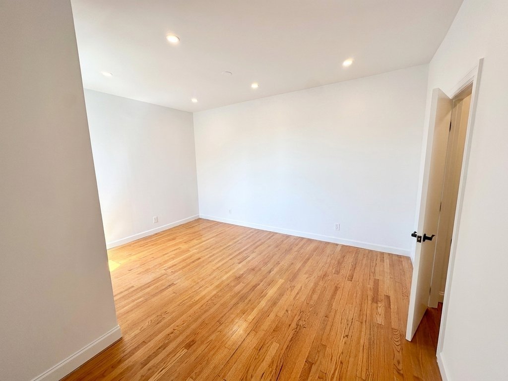375 86th Street, Unit 18 photo 10