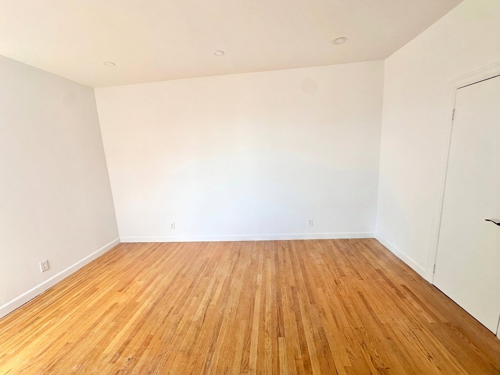375 86th Street, Unit 18 photo 11