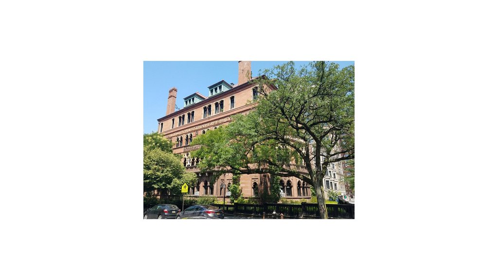 25 Eighth Avenue, Unit COMMERCIAL