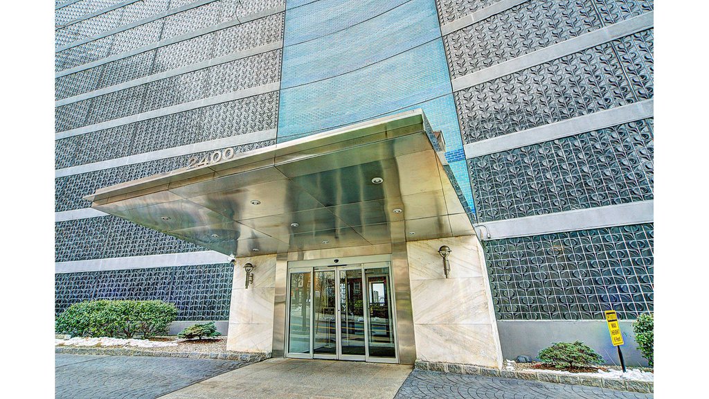 2400 Johnson Avenue, Unit 2D photo 35