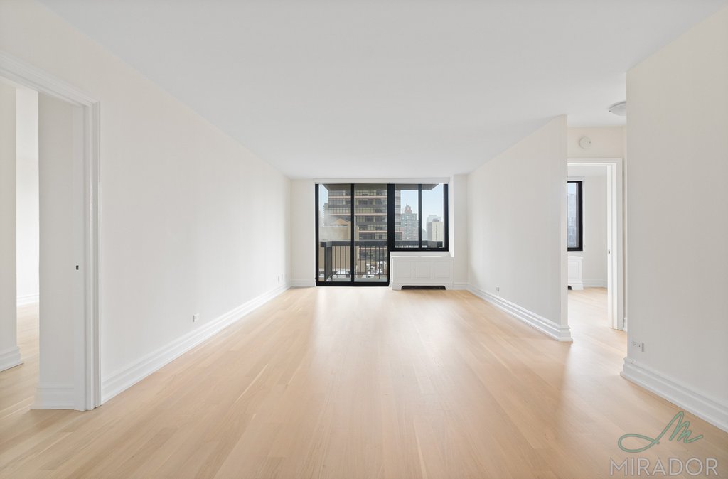 145 West 67th Street, Unit 9H photo 3