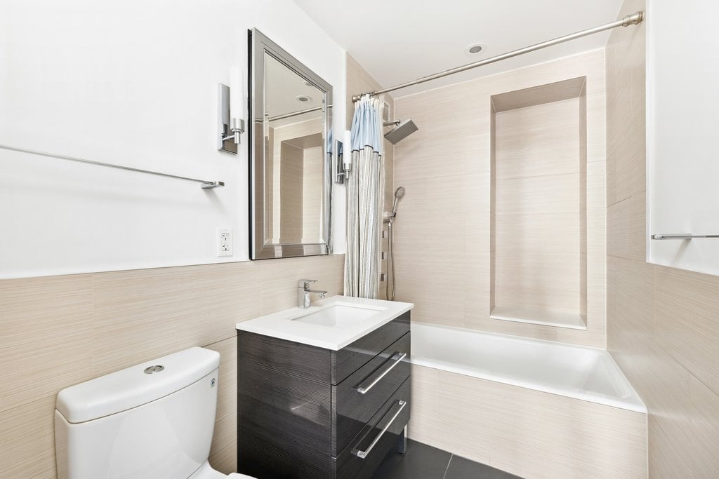 2 Columbus Avenue, Unit 15A photo 21