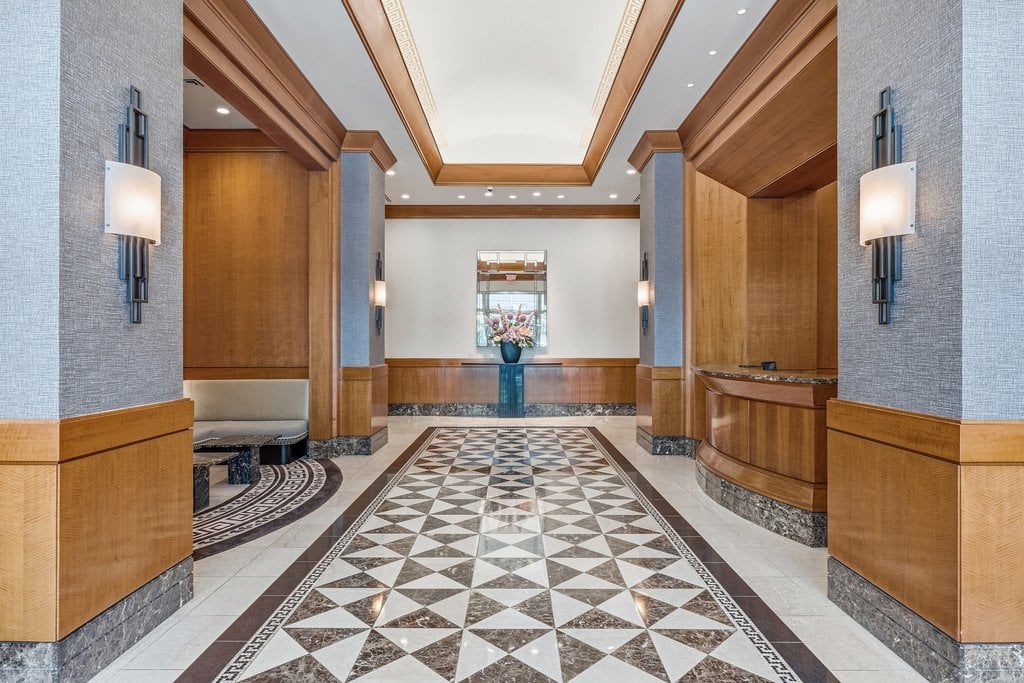 2 Columbus Avenue, Unit 15A photo 23