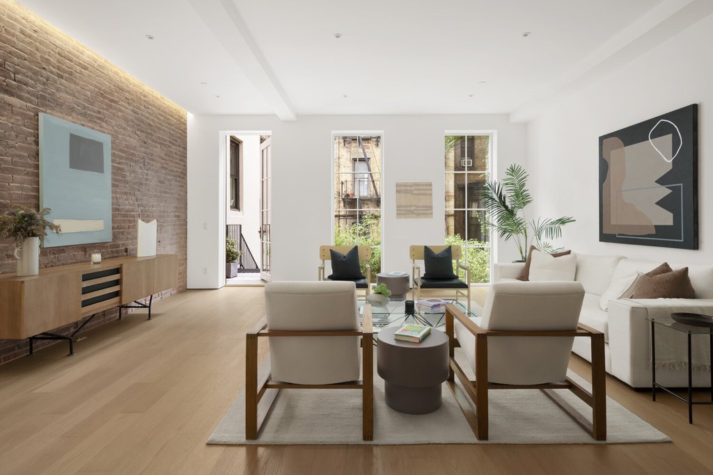 313 East 6th Street, Unit GARDEN photo 4