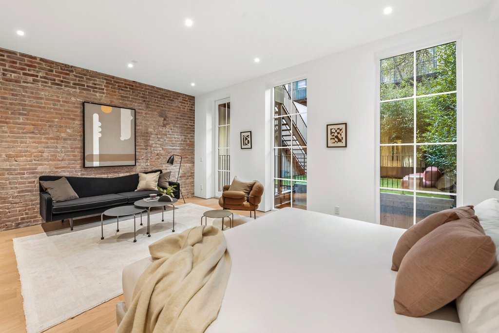 313 East 6th Street, Unit GARDEN photo 13