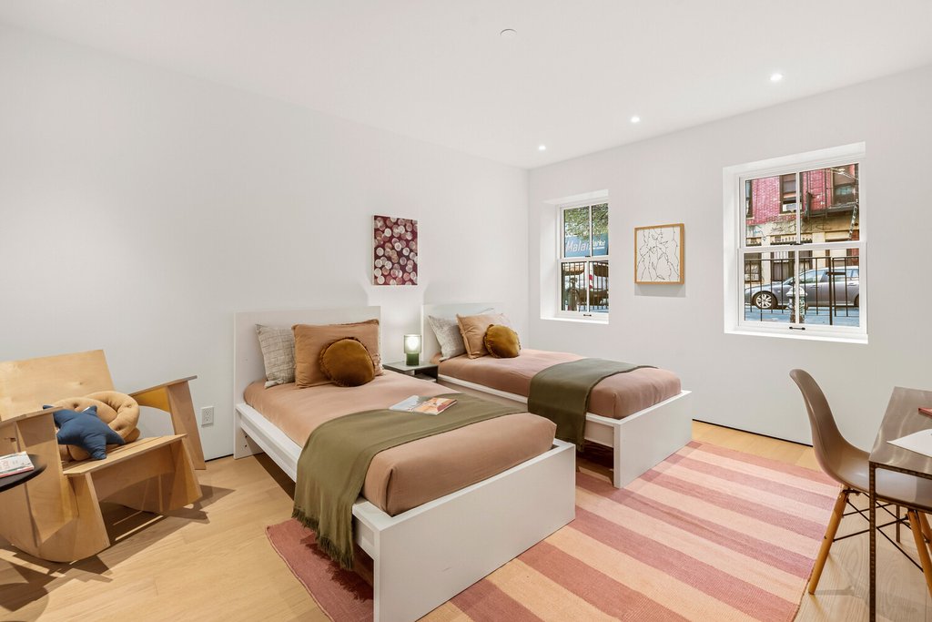 313 East 6th Street, Unit GARDEN photo 15