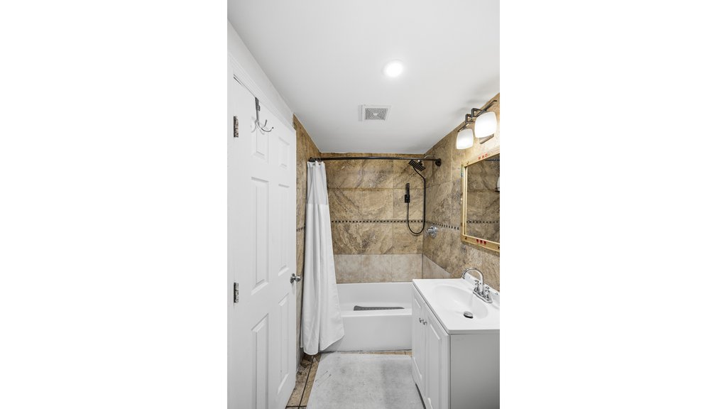 1341 Jefferson Avenue – For Sale photo 8