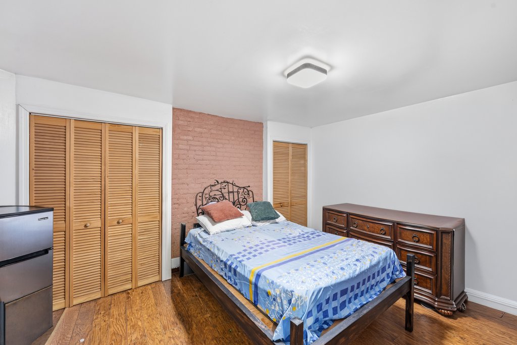 1341 Jefferson Avenue – For Sale photo 9