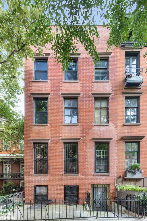 324 East 18th Street – For Sale