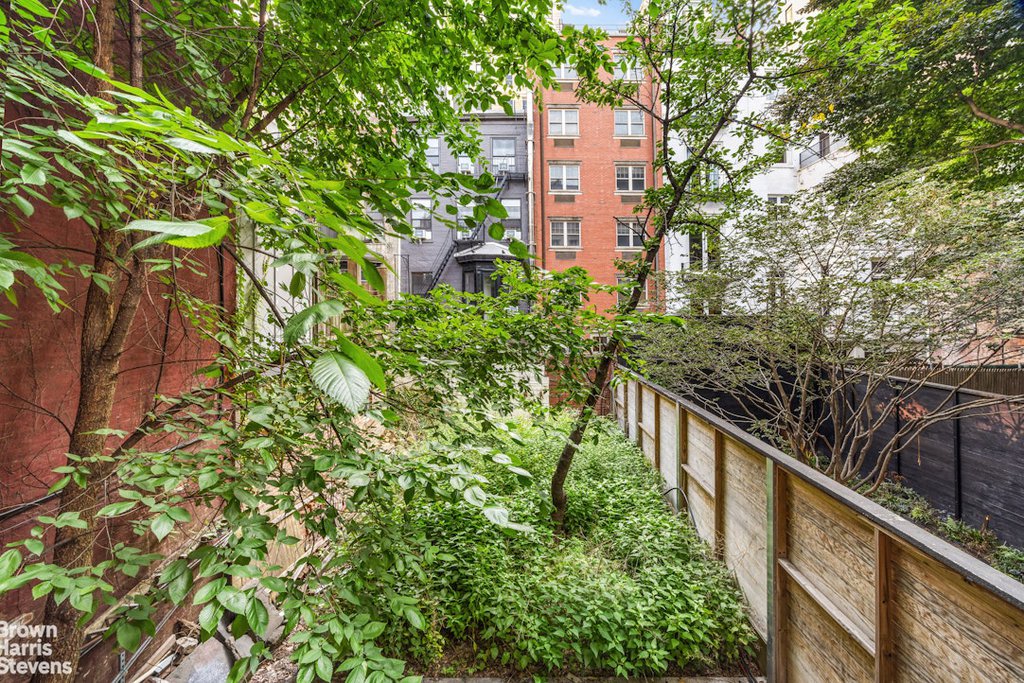 324 East 18th Street – For Sale photo 5