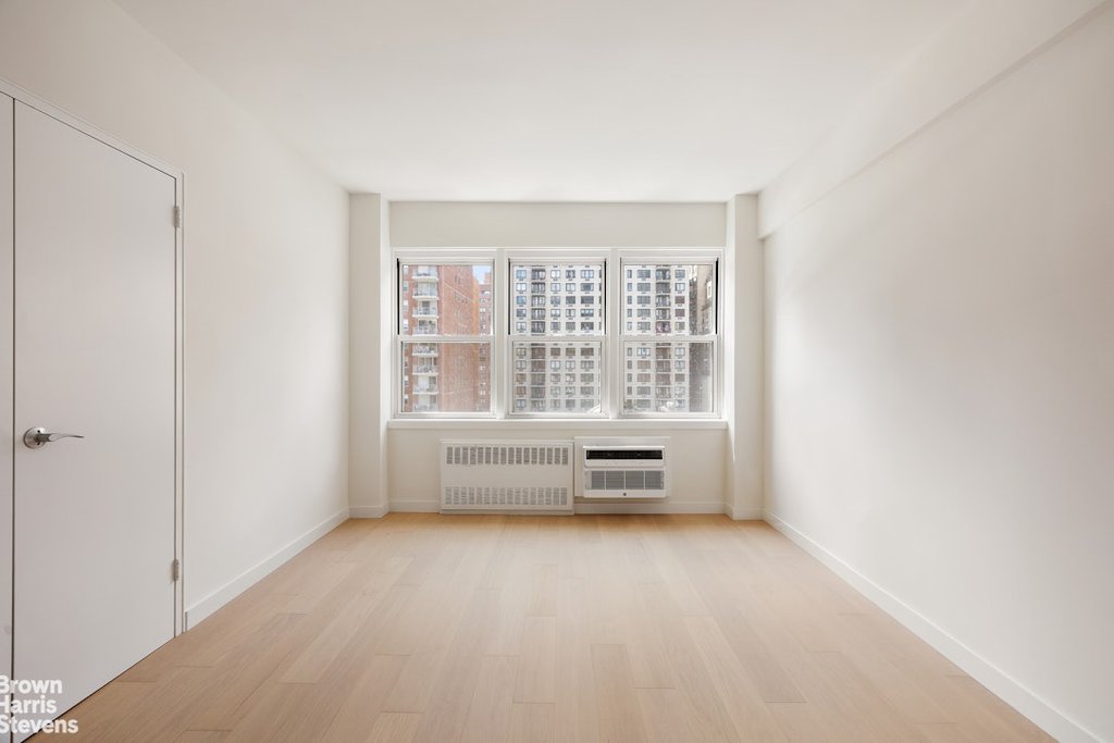 120 East 36th Street, Unit 10H photo 7