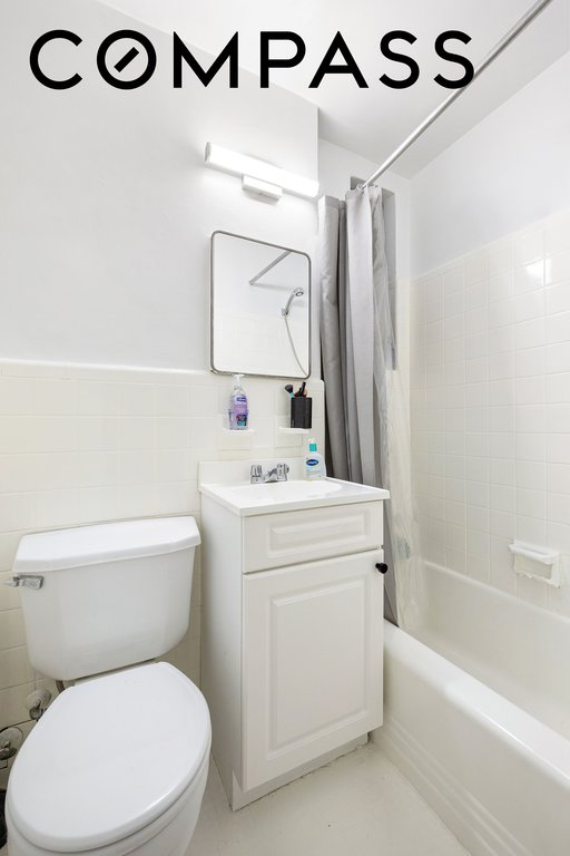 431 West 54th Street, Unit 5C photo 9