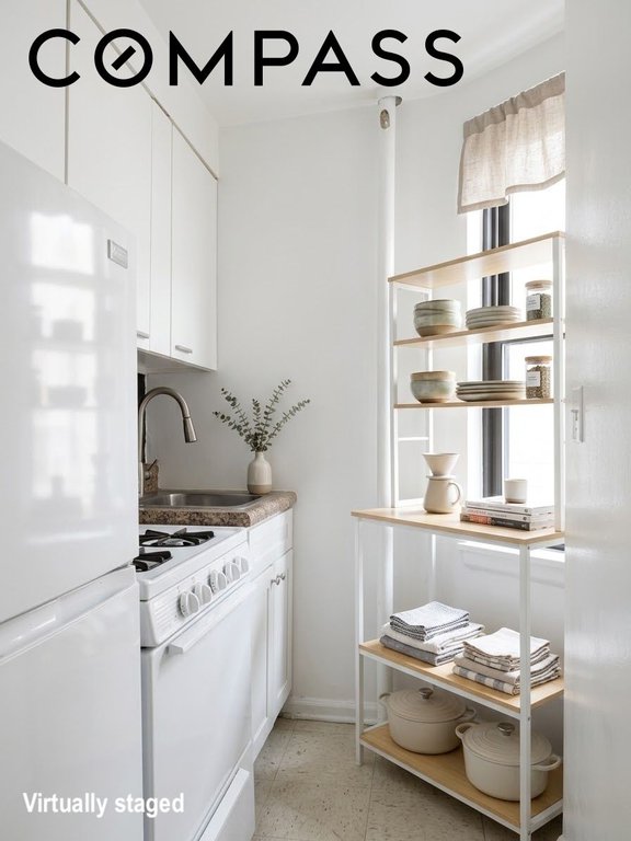 431 West 54th Street, Unit 5C photo 2