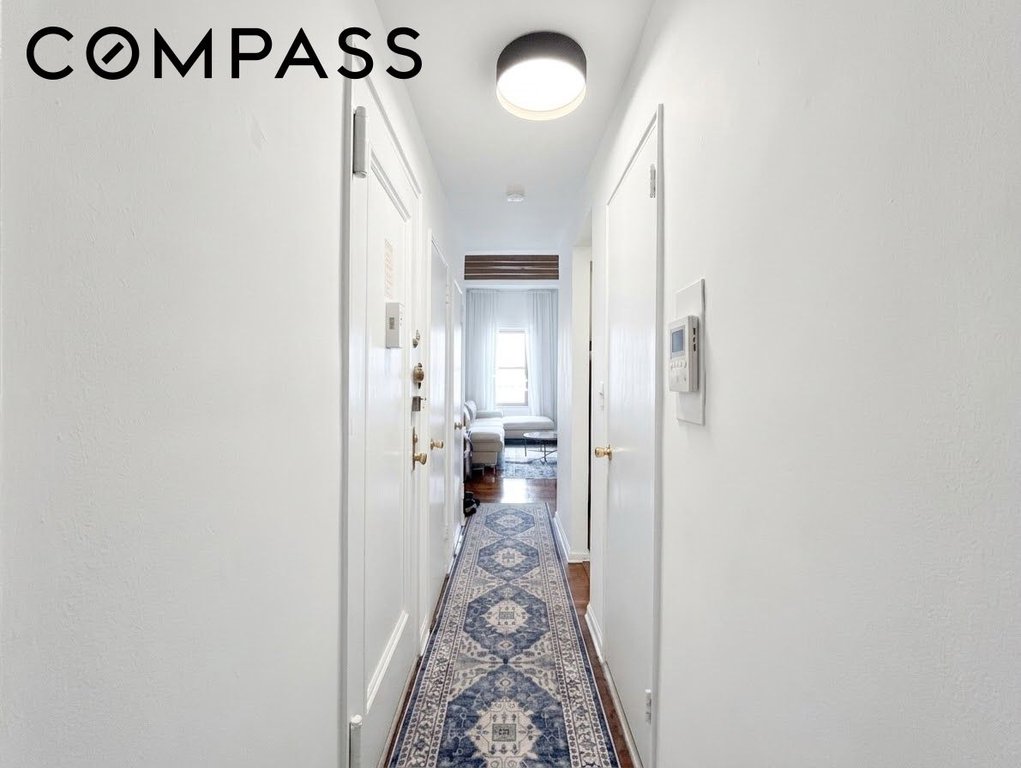 431 West 54th Street, Unit 5C photo 3