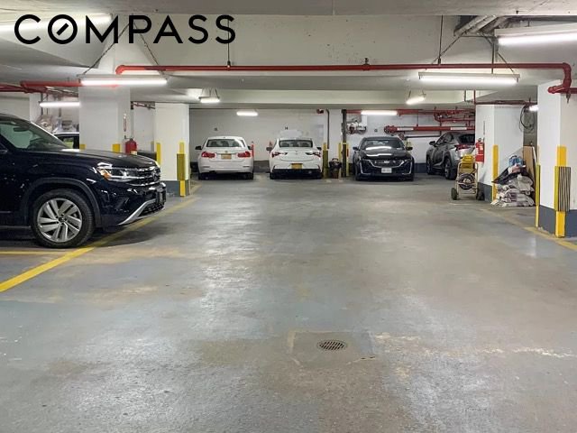 251 East 32nd Street, Unit 9G photo 9