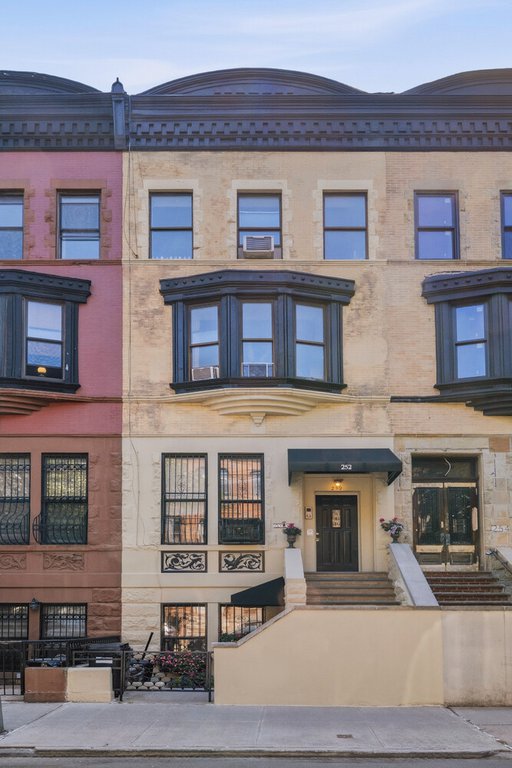 252 West 136th Street