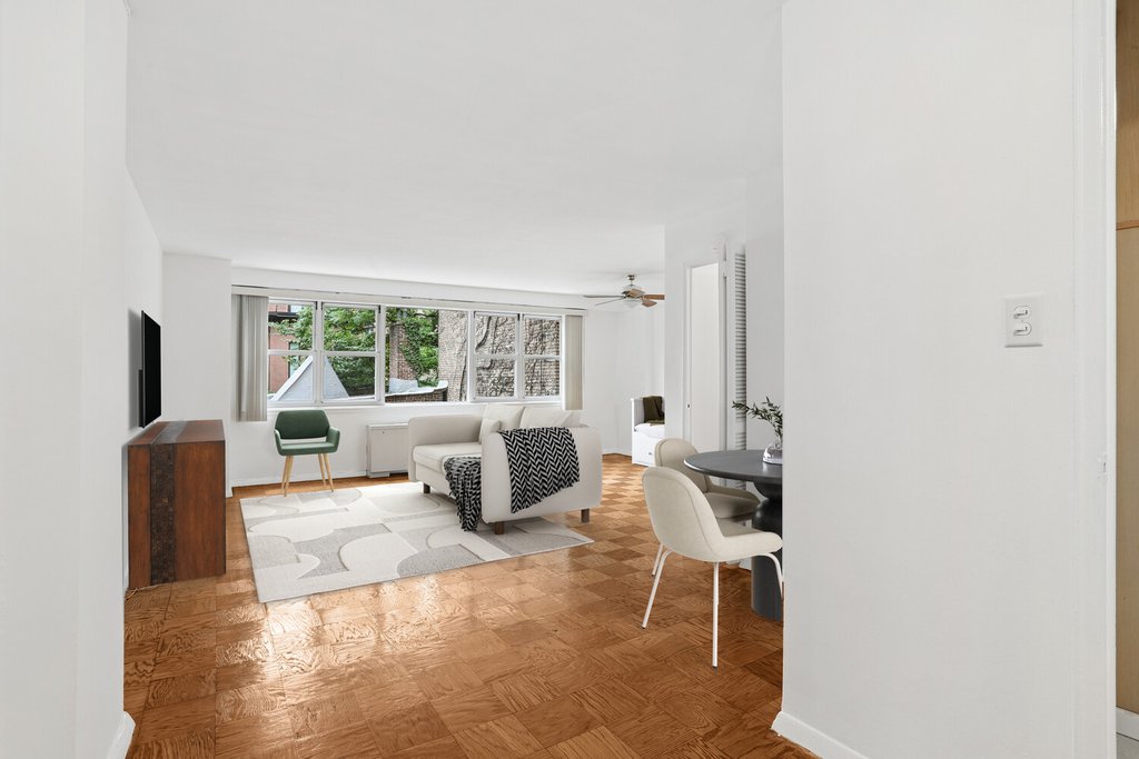 40 Clinton Street, Unit 4E