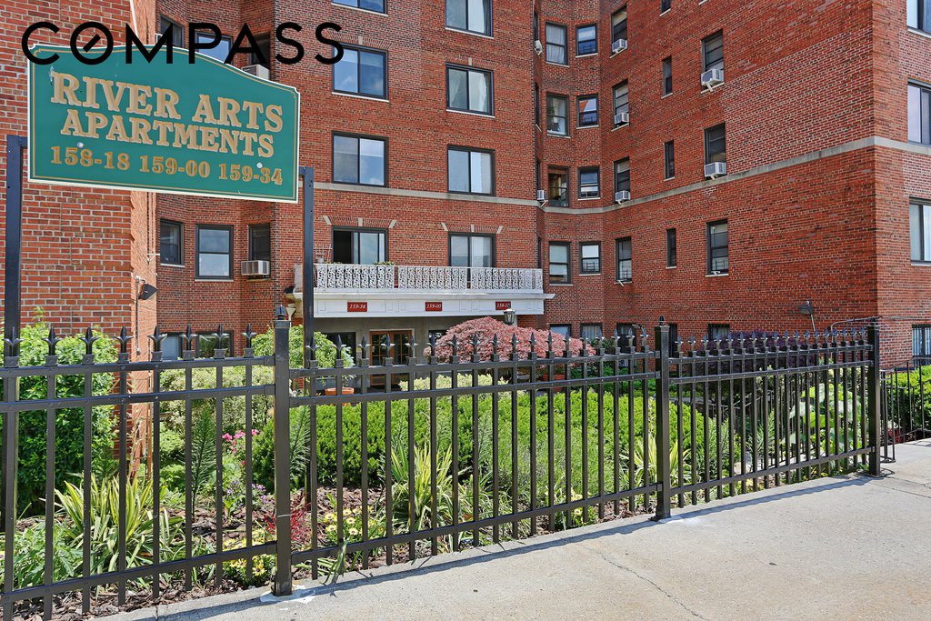 159-00 Riverside DRIVE WEST, Unit 6G photo 11
