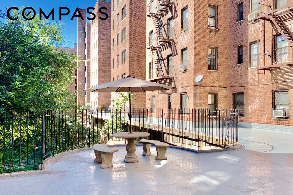 159-00 Riverside DRIVE WEST, Unit 6G photo 17