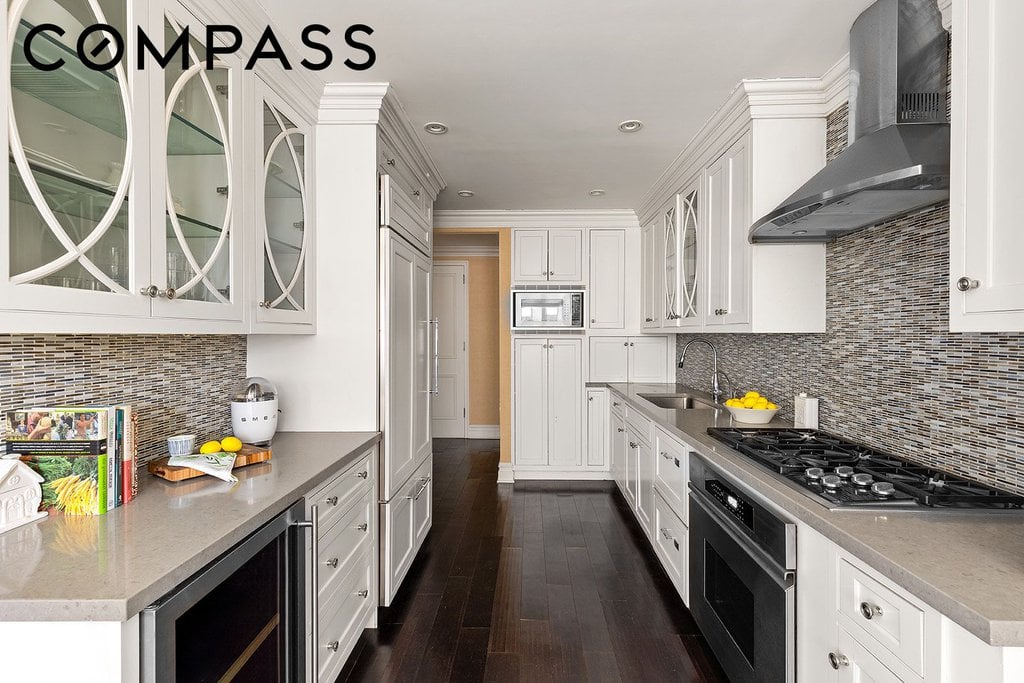 90 East End Avenue, Unit 4B photo 4