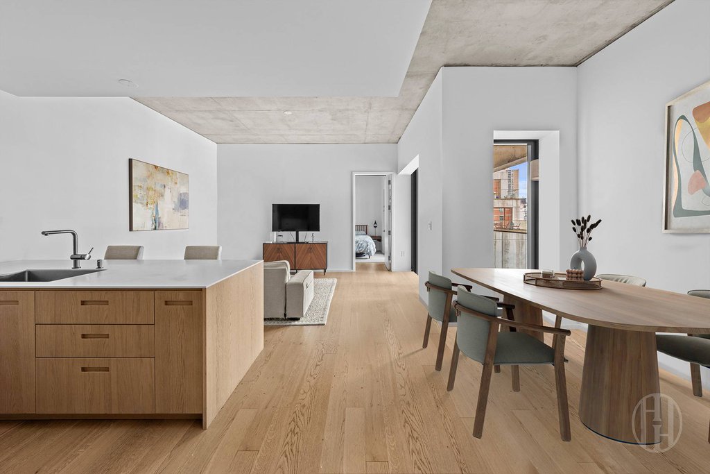 98 Front Street, Unit Apartment