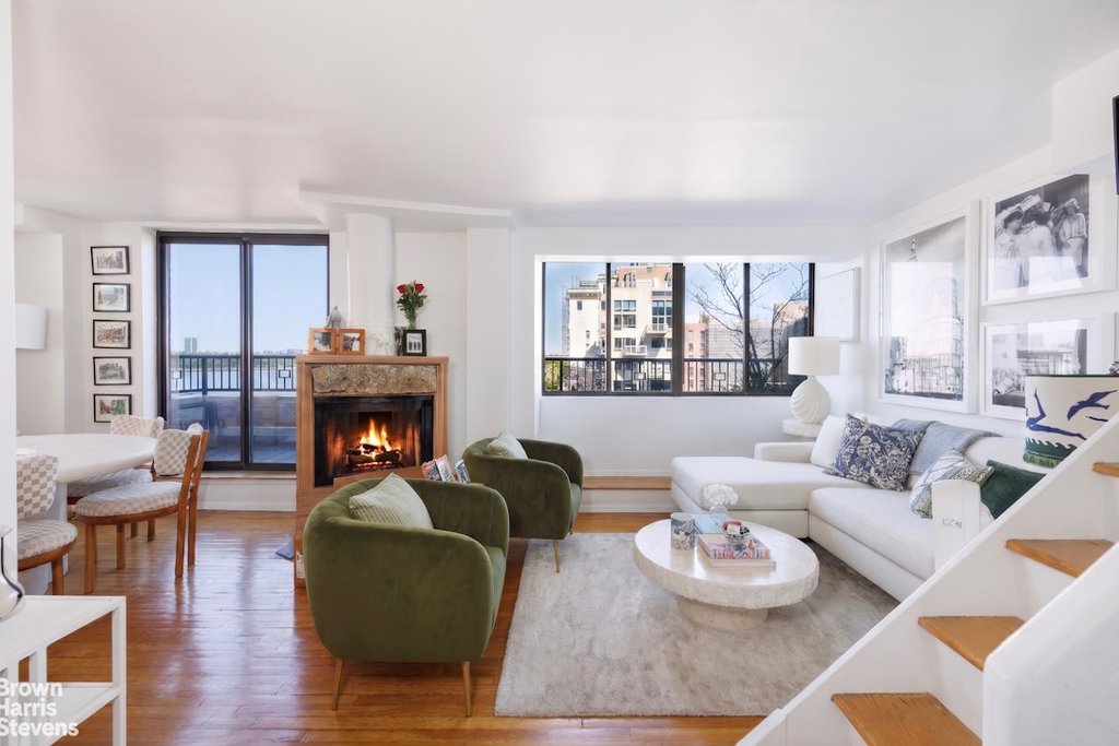 366 West 11th Street, Unit 10EF photo 5