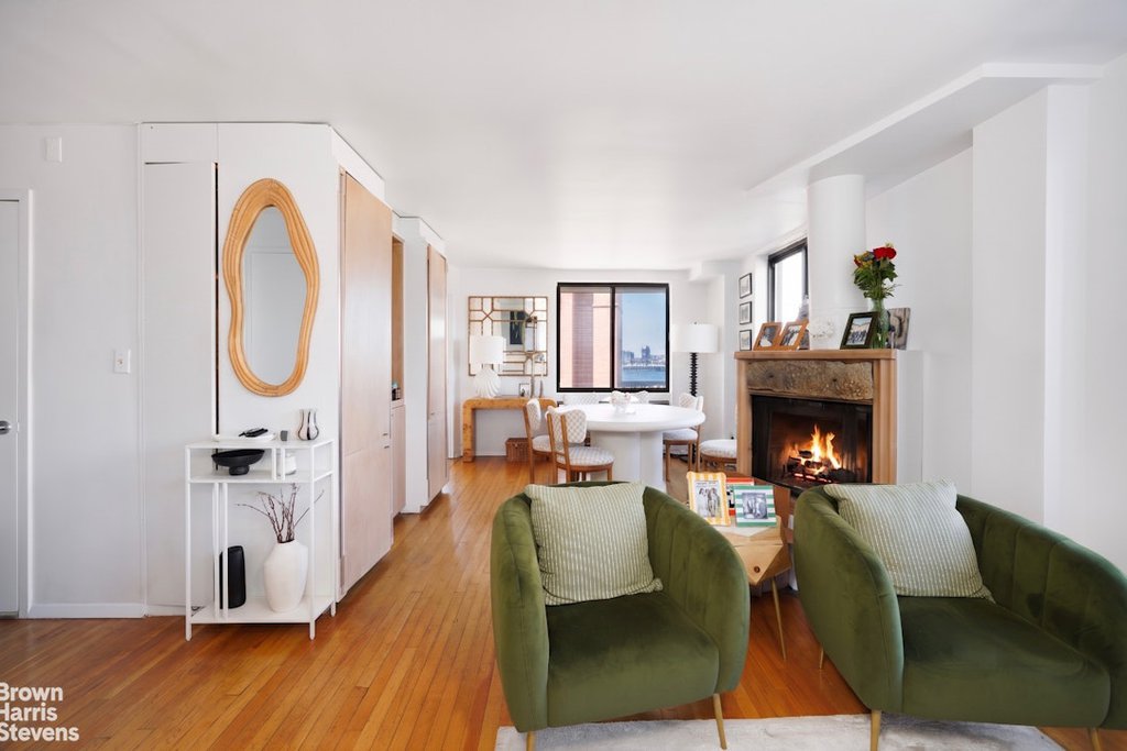 366 West 11th Street, Unit 10EF photo 6