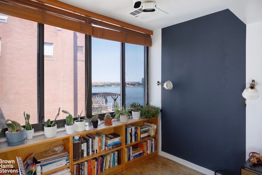 366 West 11th Street, Unit 10EF photo 18