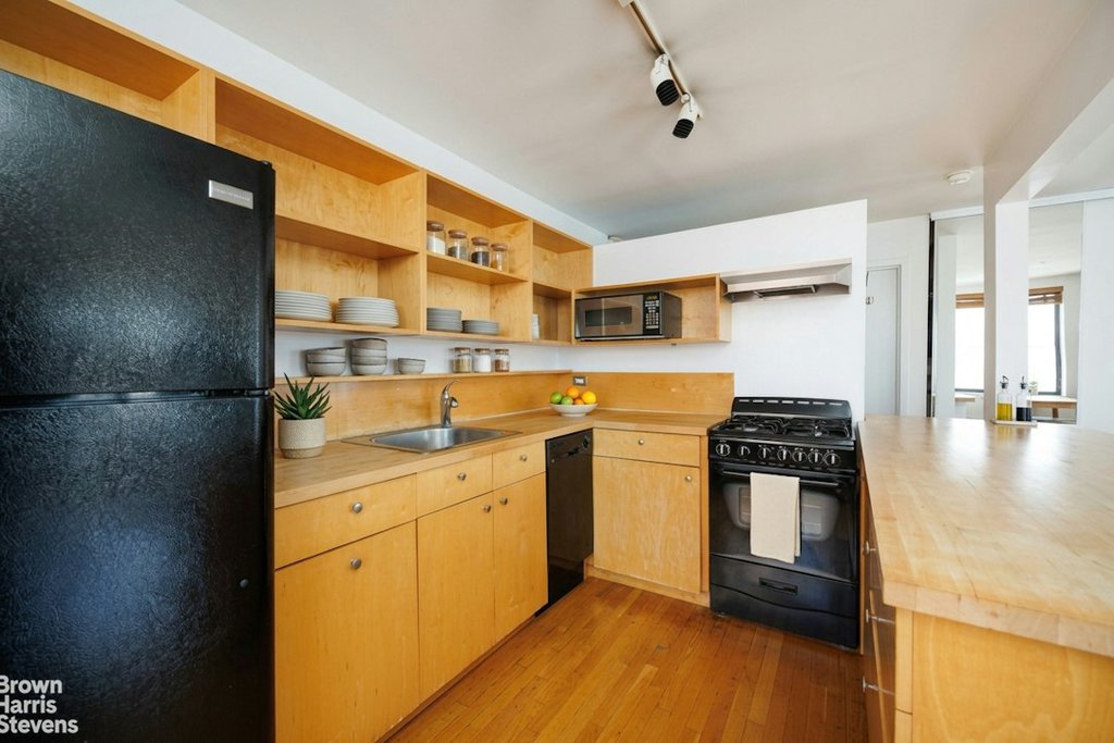 366 West 11th Street, Unit 10EF photo 20