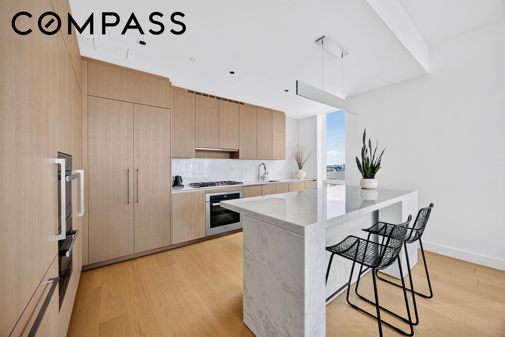 15 Hudson Yards, Unit 27H photo 4