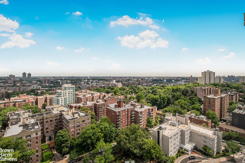 3333 Henry Hudson Parkway, Unit 22C