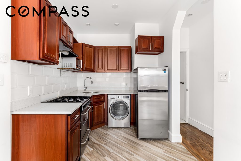 322 West 104th Street – For Sale photo 7