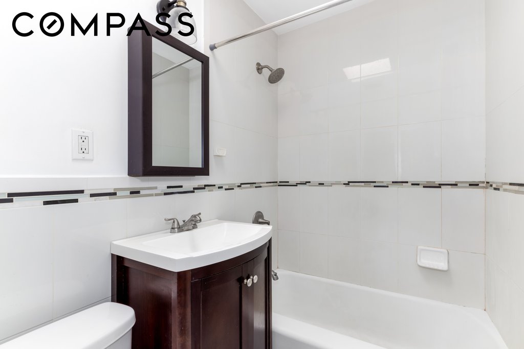 322 West 104th Street – For Sale photo 8