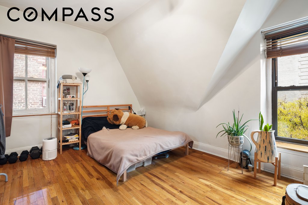 322 West 104th Street – For Sale photo 20