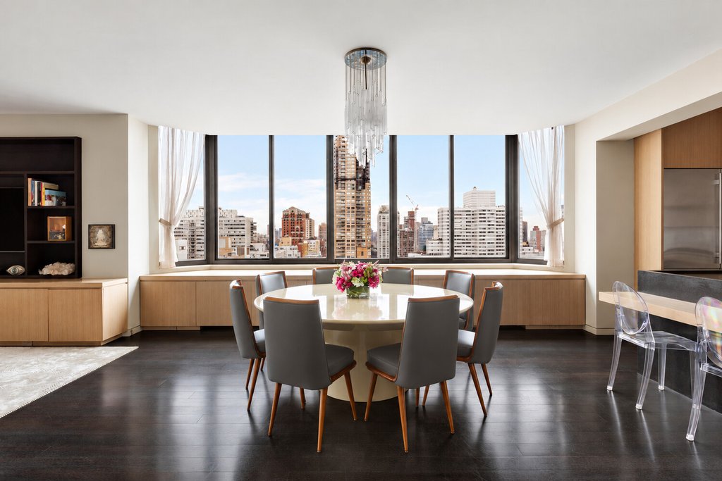 200 East 65th Street, Unit 25N