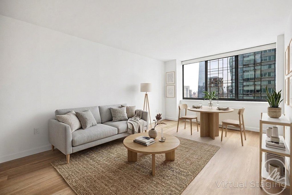 561 Tenth Avenue, Unit 26E