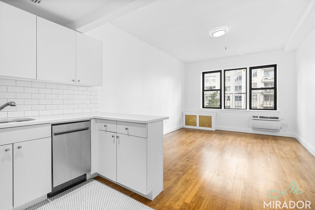 1435 York Avenue, Unit 5C