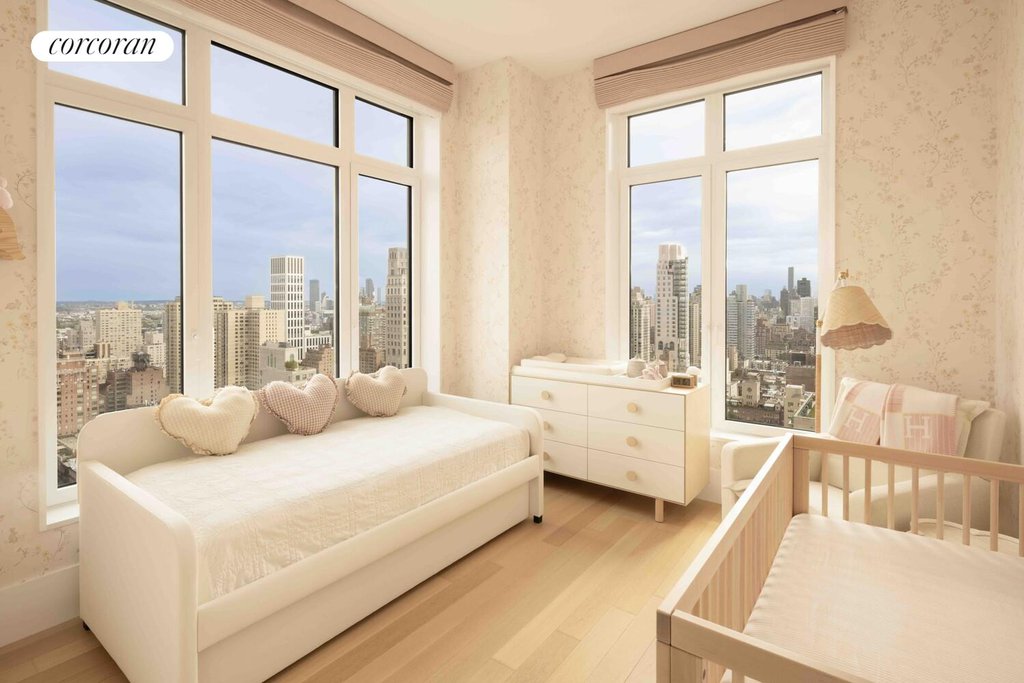 200 East 83rd Street, Unit 28A photo 8