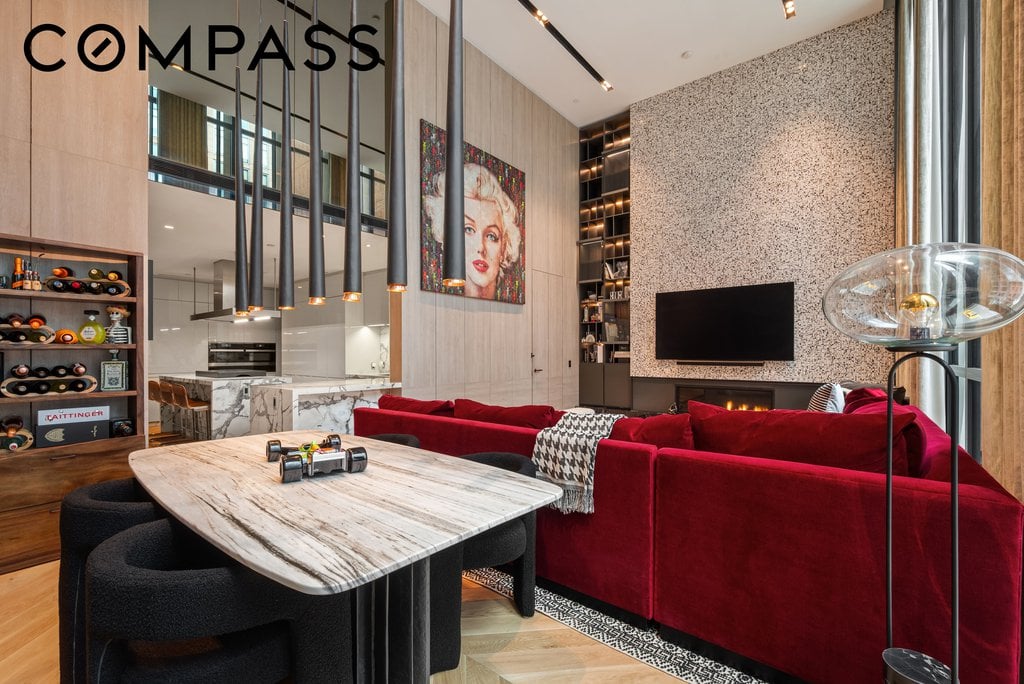 522 West 29th Street, Unit 3A photo 2