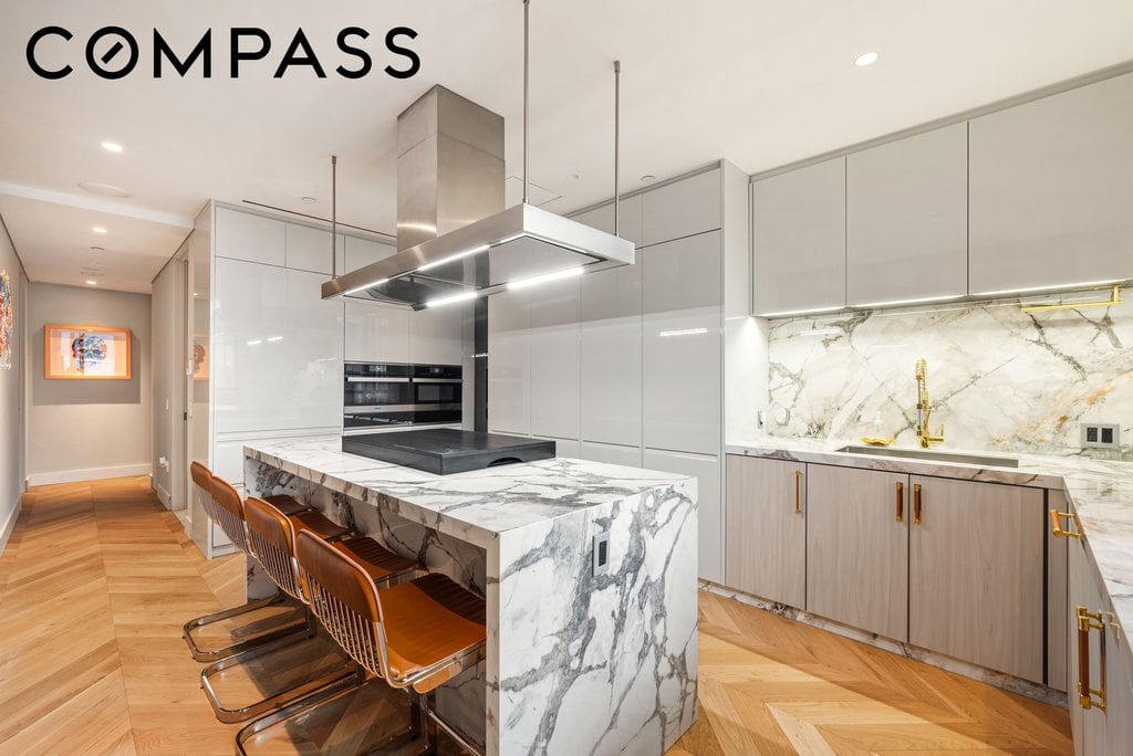 522 West 29th Street, Unit 3A photo 3