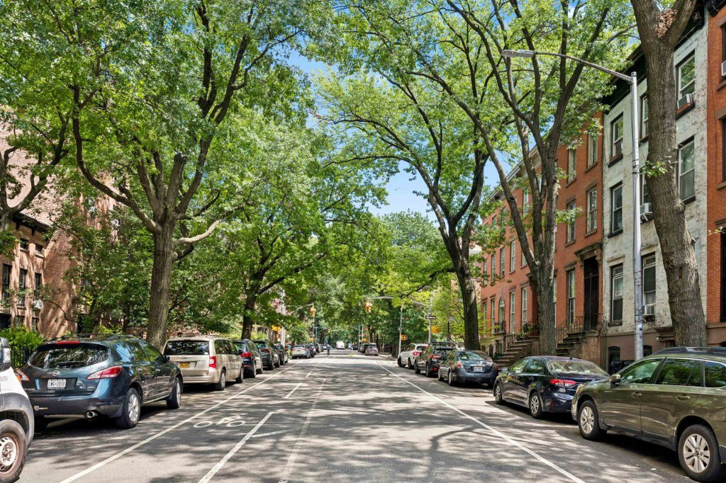 141 Lafayette Avenue, Unit A photo 10